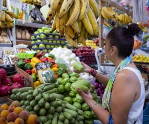 Hondureños con menos dinero para comprar alimentos
