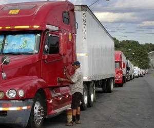 Guatemala: Comercio reporta 1.700 contenedores atrasados por mal estado de carreteras