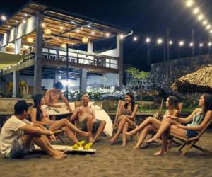 Palo Verde Eco Surf Hotel, en playa El Zonte, El Salvador.
