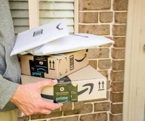 Amazon reduce sus vuelos de carga a medida que la demanda se enfría