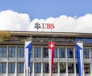 Unión Europea autoriza la compra de Credit Suisse por parte de UBS