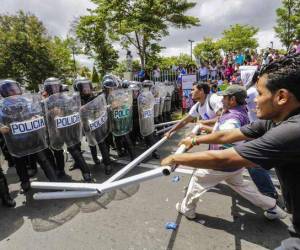 HRW: Corrupción, violencia y represión gubernamental afectan a Centroamérica