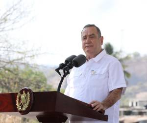 Presidente de Guatemala visitará Taiwán en busca de inversiones y apoyo