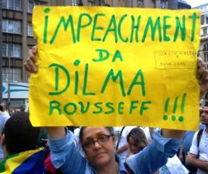 El pueblo brasileño está cansado de la corrupción. Dilma argumenta que le quieren dar 'un golpe'. (Foto: Agencias)