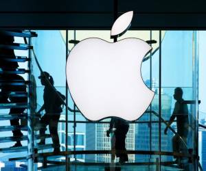 Apple experimenta la mayor caída de ingresos trimestrales desde 2016