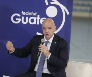 Presidente de la FIFA afirma que Centroamérica puede organizar más torneos juveniles