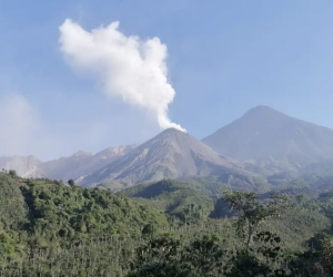 Guatemala: Volcán de Fuego y Santiaguito mantienen actividad