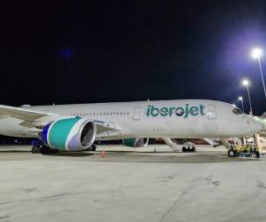 Histórico: Iberojet trajo a Palmerola el avión comercial más grande que ha llegado a Honduras