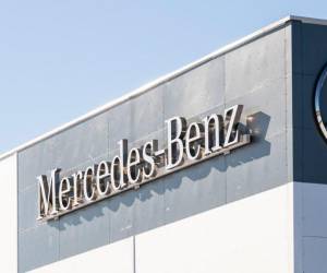 Mercedes-Benz eleva previsiones anuales tras buenos resultados en el segundo trimestre