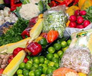 El Salvador: Alimentos llegan a los precios más altos en la historia del país