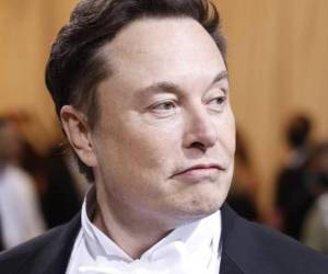 Elon Musk sale del ‘club’ de los US$200.000 millones otra vez