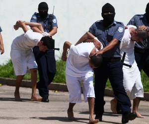 Más de 40,000 supuestos pandilleros han sido detenidos durante el régimen de excepción en El Salvador.