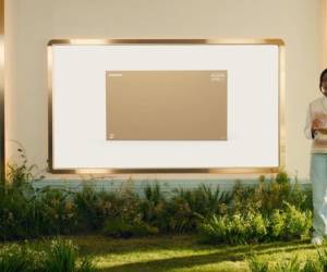 La cartera 2022 de Samsung se desarrolló a partir de la visión de “Pantallas en todas partes, pantallas para todos”, con televisores en el centro de la vida diaria y del hogar de los usuarios