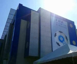 FIFA nombra comité de regularización de Federación salvadoreña
