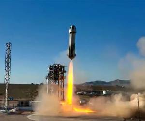 Blue Origin realiza con éxito su cuarto vuelo tripulado a la última frontera