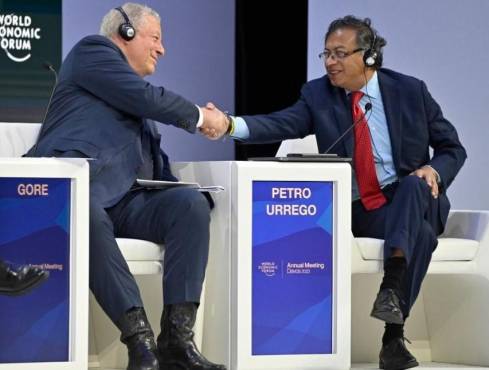 Davos 2023: Presidente colombiano critica el capitalismo