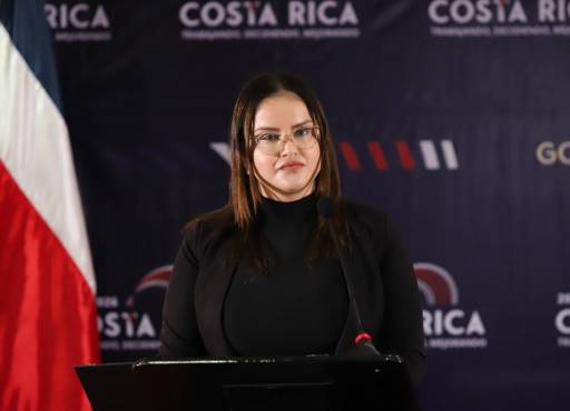 Costa Rica: Investigan a ministra de Salud por presunta malversación de fondos