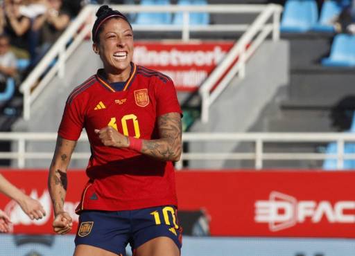 <i>La delantera española Jenni Hermoso celebra marcar un gol durante el partido amistoso internacional de fútbol femenino entre España y Noruega en el estadio Can Misses de Ibiza el 6 de abril de 2023.JAIME REINA/AFP</i>
