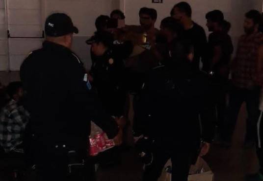 Guatemala expulsa a Honduras a 164 migrantes asiáticos que iban hacia EEUU