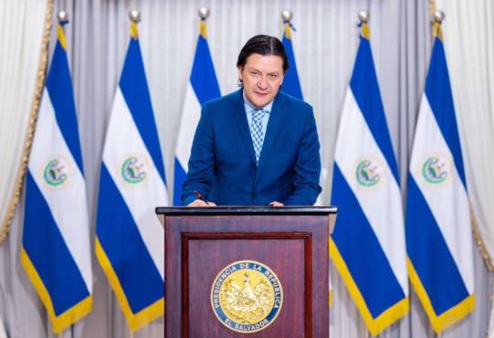 Recién nombrado comisionado de DDHH de El Salvador defiende ‘medidas extremas’ contra pandillas