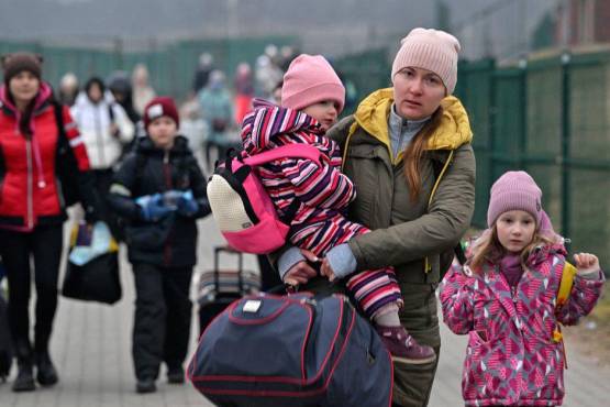 Guerra en Ucrania deja más de 4,7 millones de refugiados en 50 días