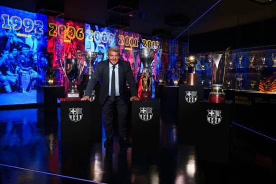 UEFA permite al Barcelona disputar la próxima edición de la Champions