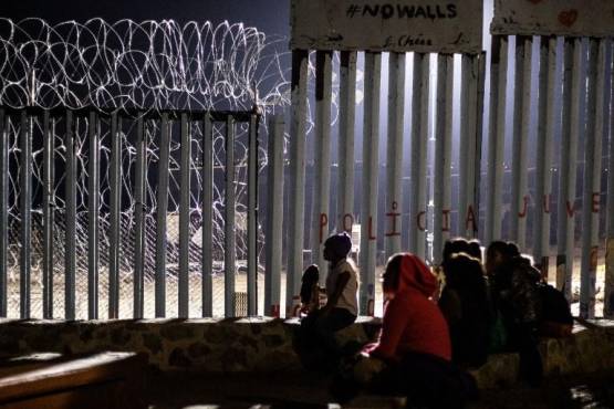 Más de 57.000 migrantes del Norte de Centroamérica son retenidos en frontera sur de EEUU en junio 2022