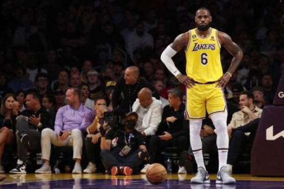 LeBron James analizará su retiro tras la eliminación de los Lakers