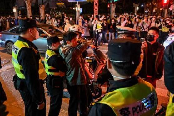 Protestas se multiplican en China contra la política de ‘cero covid’