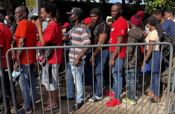 EEUU extiende el estatus de protección temporal para los haitianos