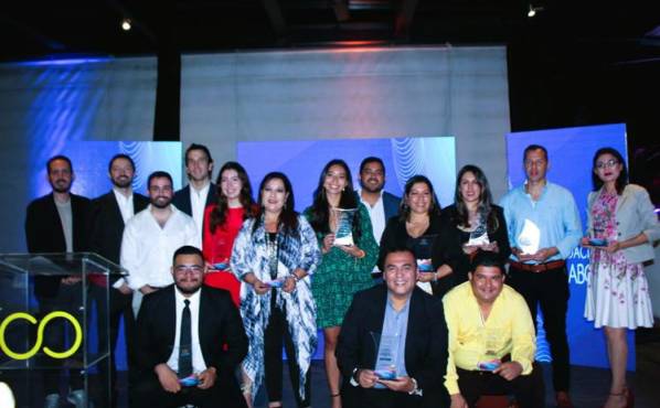 Reconocen a emprendedores innovadores de El Salvador
