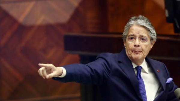 Presidente de Ecuador disuelve la Asamblea Nacional en medio del juicio político en su contra