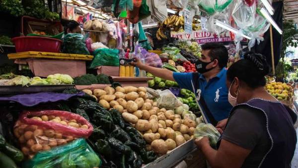 México elimina aranceles a alimentos importados para combatir la inflación