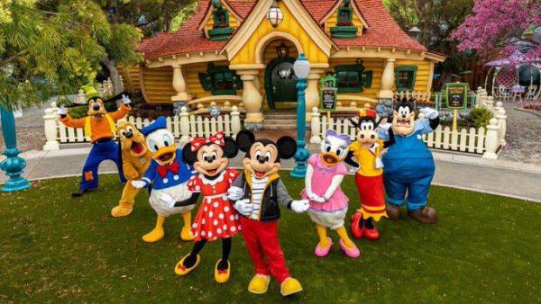 Disney comienza con el proceso de despido de unos 7.000 empleados