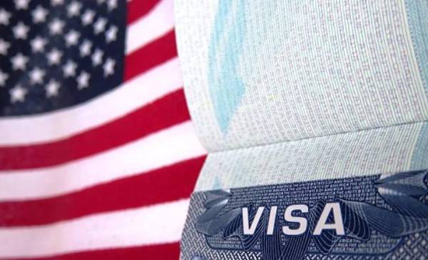 EEUU anuncia ‘reanudación total’ de entrega de visas para inmigrantes en Cuba