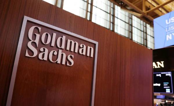 EEUU investiga prácticas comerciales de Goldman Sachs por tarjetas de crédito