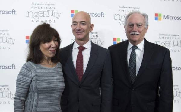 ¿Quién es el padre de Jeff Bezos (el hombre más rico del mundo)?