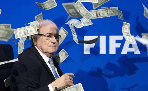 FIFA extiende suspensión a seis años más a sus exdirigentes Blatter y Valcke