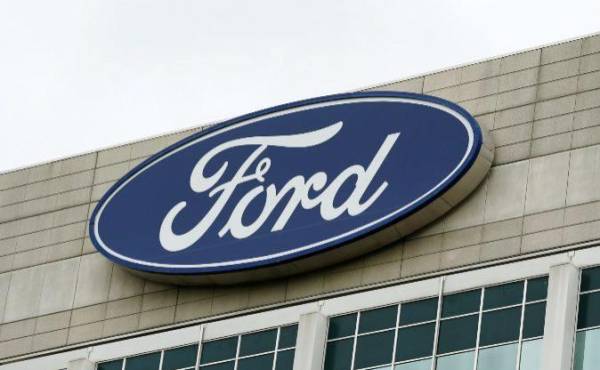 Ford llama a revisar 350.000 vehículos en EEUU, algunos por riesgo de incendio