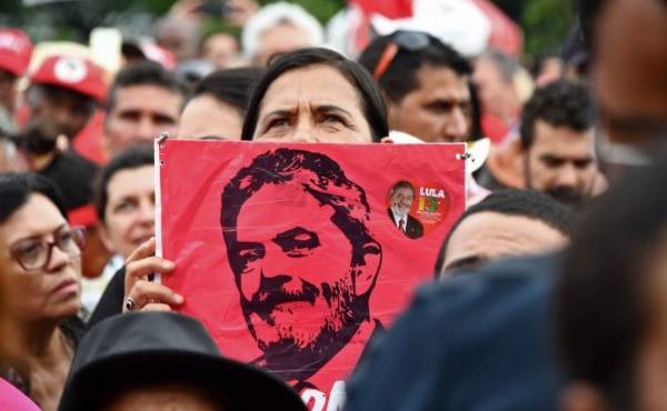 Lula, el héroe obrero de Brasil a un paso de la cárcel