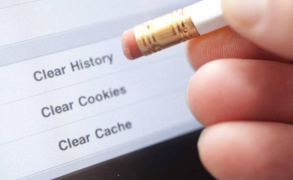 ﻿Google y Facebook reciben millonarias multas a causa de sus ‘cookies’