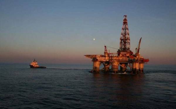 El consorcio encabezado por la mexicana Sierra Oil & Gas e integrado por las firmas Talos y Premier Oil, ganó los dos contratos petroleros.
