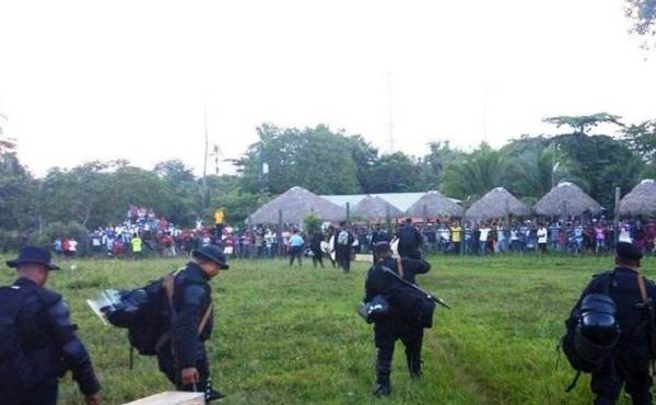 Policías antimotines aterrizaron en la localidad caribeña de Waspam. (Foto: El Nuevo Diario).