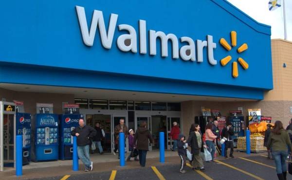Wal-Mart, previsiones prudentes pese a un sólido 2014