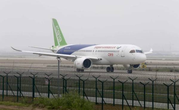 Airbus y Boeing en su tregua ocultan un rival común: China