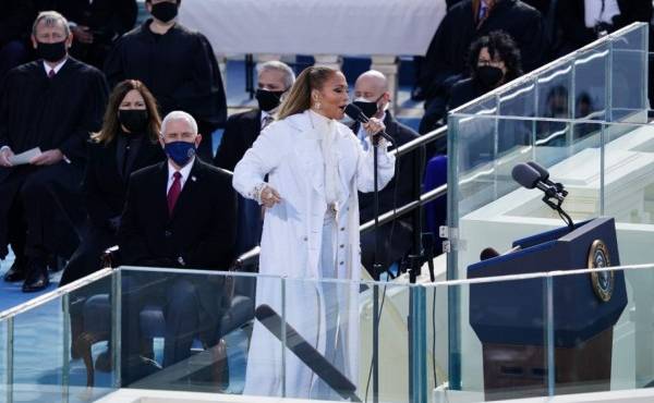 WASHINGTON, DC - JANUARY 20: Singer Jennifer Lopez performs during the inauguration ceremony on the West Front of the U.S. Capitol on January 20, 2021 in Washington, DC. During today's inauguration ceremony Joe Biden becomes the 46th president of the United States. Kevin Dietsch-Pool/Getty Images/AFP
