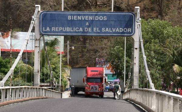 Guatemala, Honduras y El Salvador podrían decir adiós a sus fronteras compartidas antes de final de año, de prosperar el plan previsto. (Foto: Archivo).