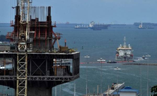 Con el Canal ampliado, Panamá espera triplicar los US$1.000 millones que recibe anualmente por el cobro de peajes. (Foto: AFP).