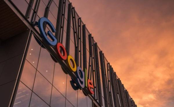 Polémica en Google por el despido de una investigadora