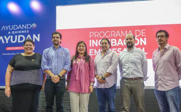 Lanzan programa de incubación empresarial para emprendimientos de El Salvador